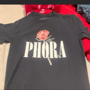 Phora tshirt